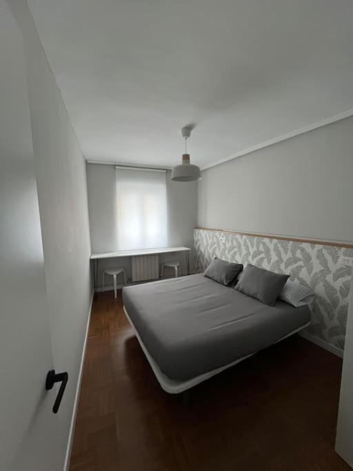 Ferienwohnung Piso Acogedor Cerca Del Centro. Burgo Exterior foto