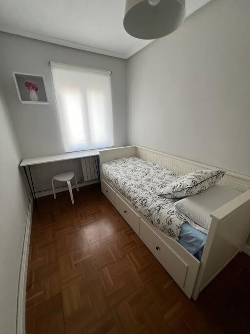 Ferienwohnung Piso Acogedor Cerca Del Centro. Burgo Exterior foto